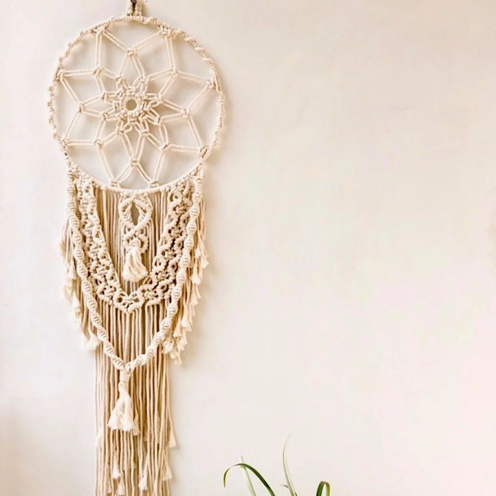 Attrape-Rêves en Macramé 'Navajo' : Beauté Artisanale - Suspension en macramé - Décoration murale macramé - Fait main