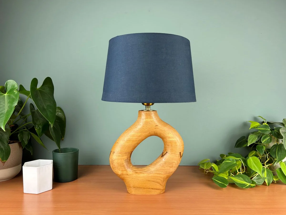 Lampe de chevet - Lampe en bois - Deco chambre - Deco originial - Abat jour bleu marine