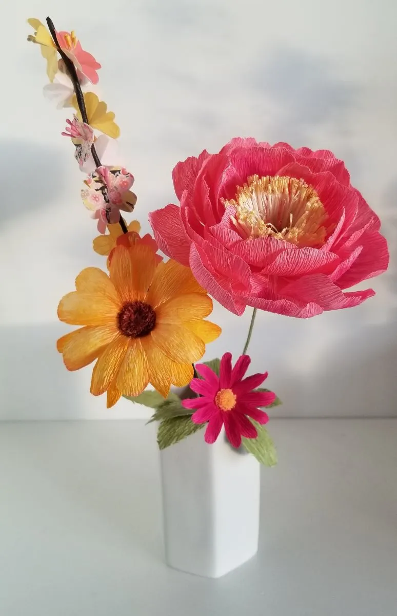 Bouquet Pivoine Coral Charm et Gerberas – Composition Artisanale en Origami - Fait main