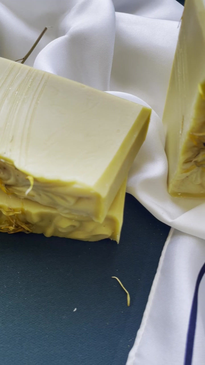 Miniature : Collection de Savons Artisanaux Bio – Fabrication Française – 100 % Naturels - Fait main - Handcrafted