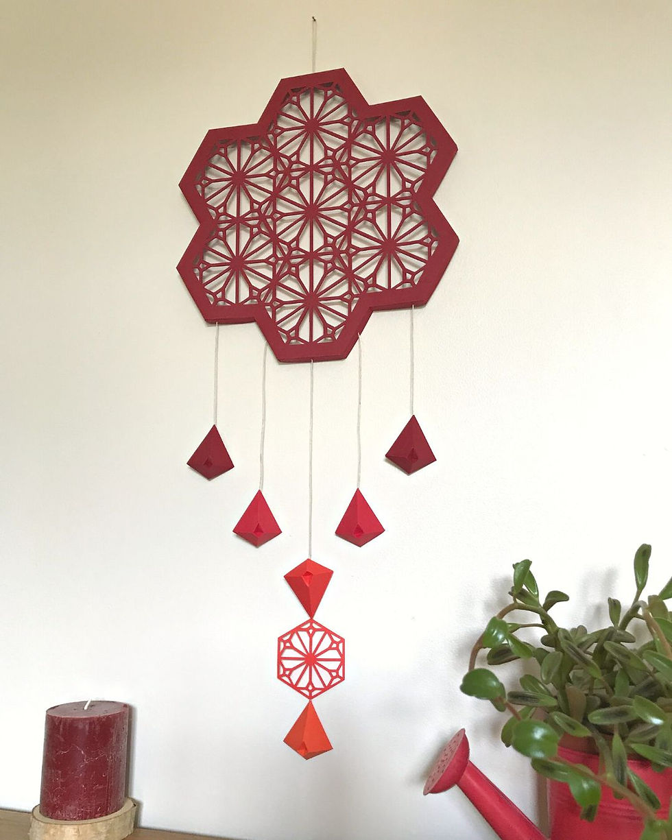 Miniature : Tableau Origami en Papier Rouge « Attrape rêve » - Deco murale - Papier Origami