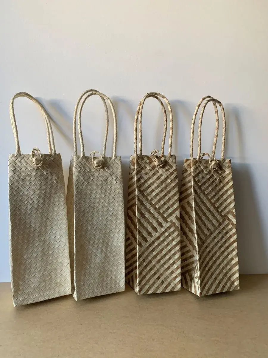 Miniature : Sac à bouteille de vin en paille - Petit rangement - Sac en paille - Sac original - Sac bohème - Décp cuisine