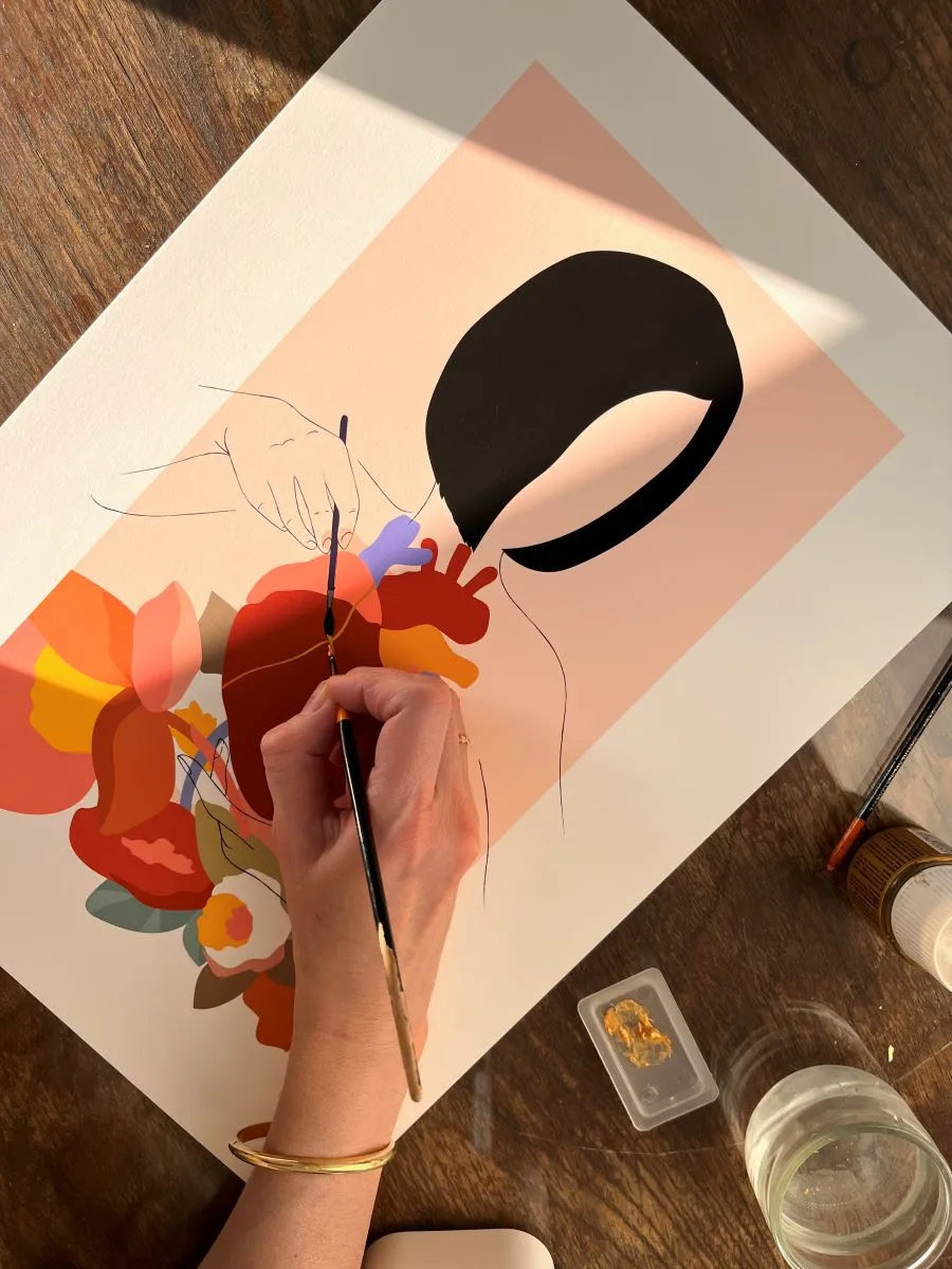 Illustration Kintsugi | Portrait d’une femme avec cœur fleuri - Idées de cadeaux - Déco murale