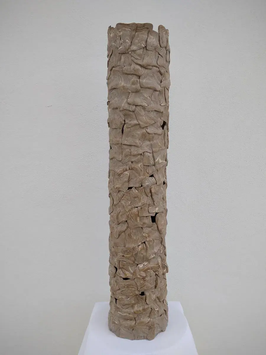 Thumbnail: Grand vase sculpture en grès mêlés – Pièce artisanale Wabi-Sabi 58 cm - Fait main - Idées cadeaux