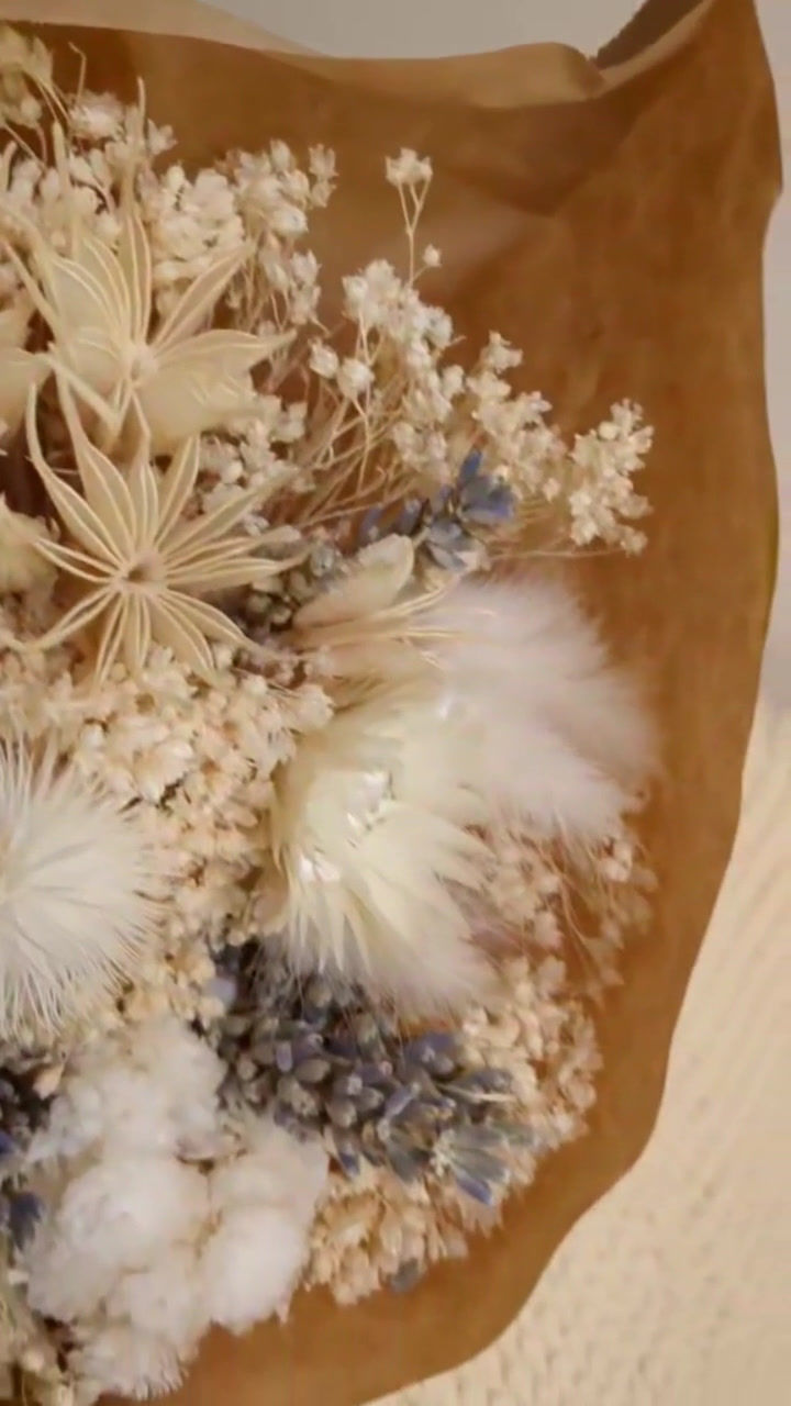 Miniature : CRISPY | Bouquet de fleurs séchées aux allures champêtres - Fait main - Made in France - Idées de cadeaux
