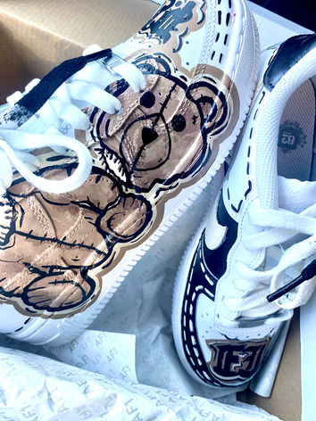 KC Cre8s: Kicks