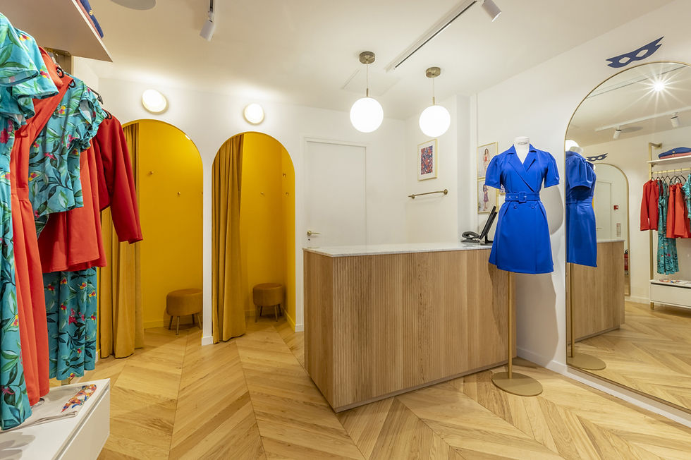 Comptoir cabine essayage arches jaune boutique