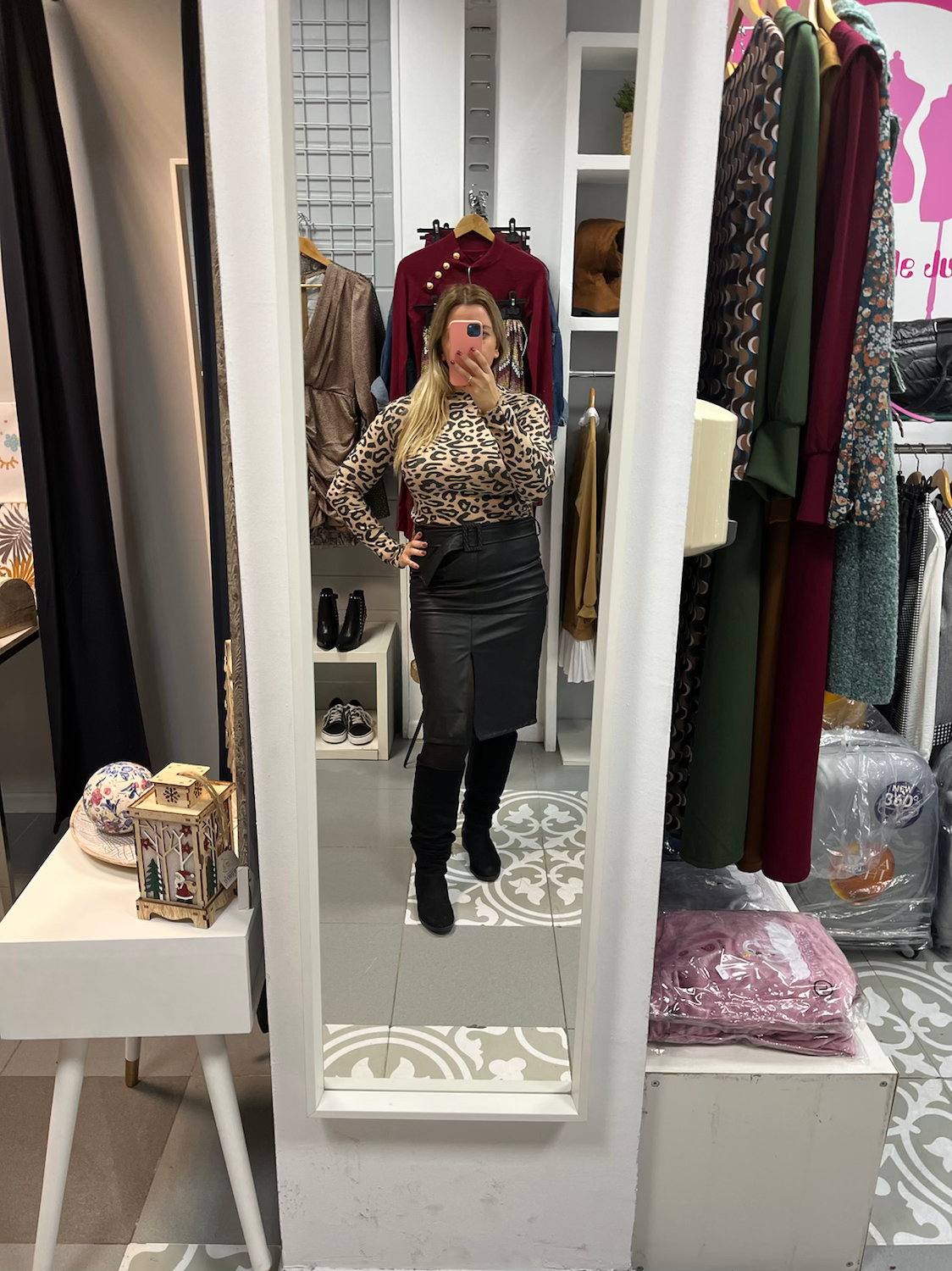 Falda polipiel