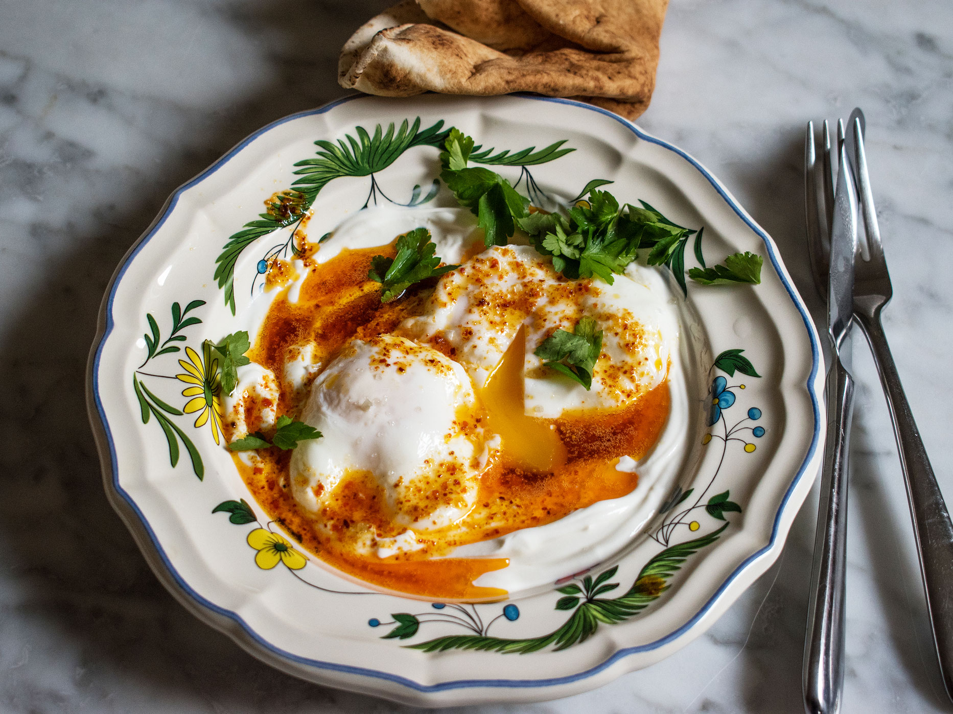Turkish poached eggs with yoghurt an