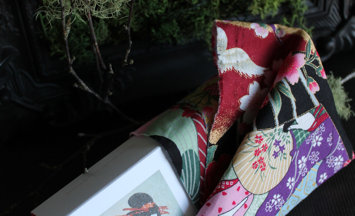 CocoaMo limited edition "Japan" gift wrap.