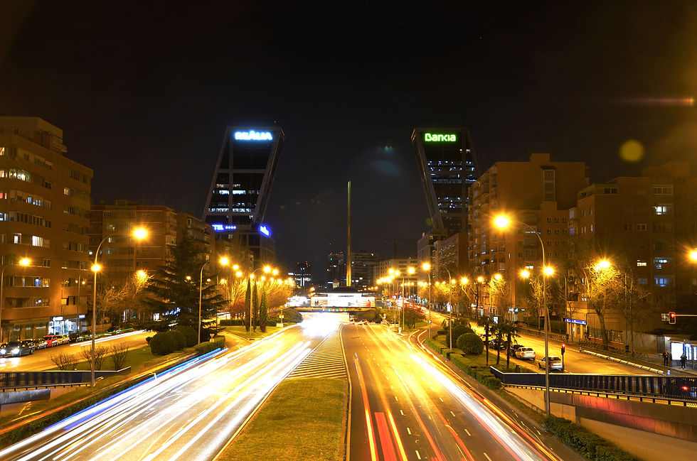 Torres Kio - Noche