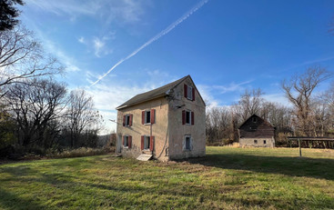 Brolo_Farm_House+Barn.JPEG