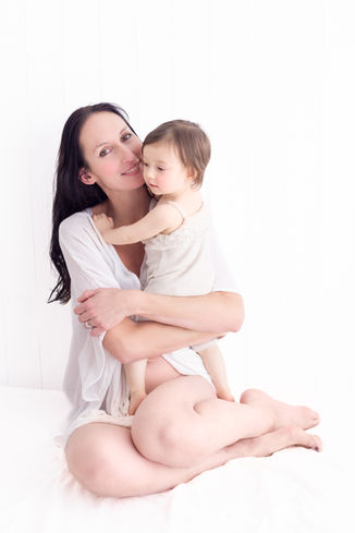 Laetitia, photographe et maman, partage un moment complice avec sa fille