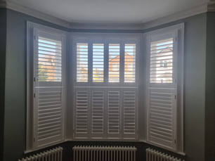 bay window tier on tier shutters