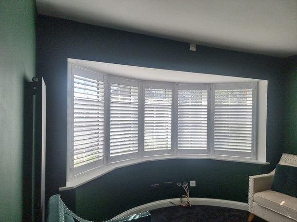 bay window shutters
