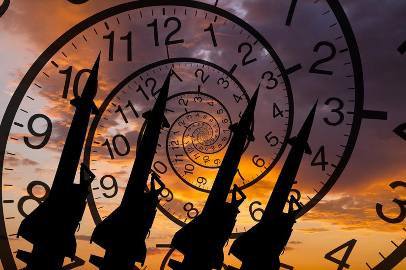 La spirale du temps - Horloge de l'apo calypse - L'Homme bête et son image 