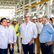Supervisan avances del Monorriel de Santiago, República Dominicana