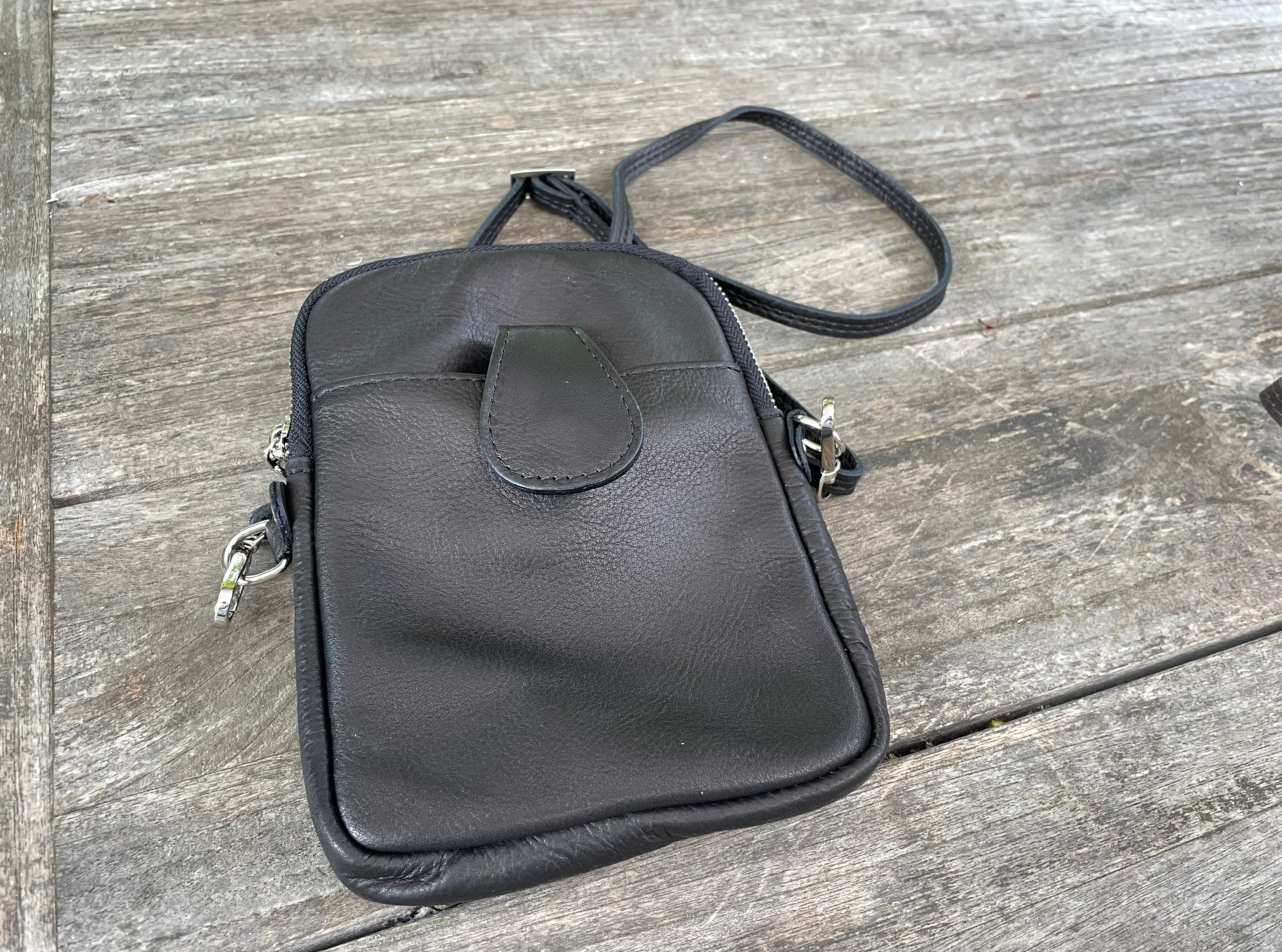 Umhängetasche für Handy und Portemonnaie schwarz