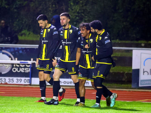 NATIONAL 3: FC CHALLANS - USPF 2-2