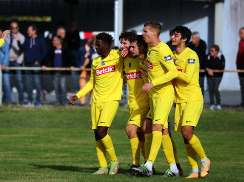 5ème tour de coupe de France Montrevault St Pierre 0-2 Uspf
