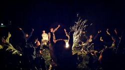 焚き火が噴火!!