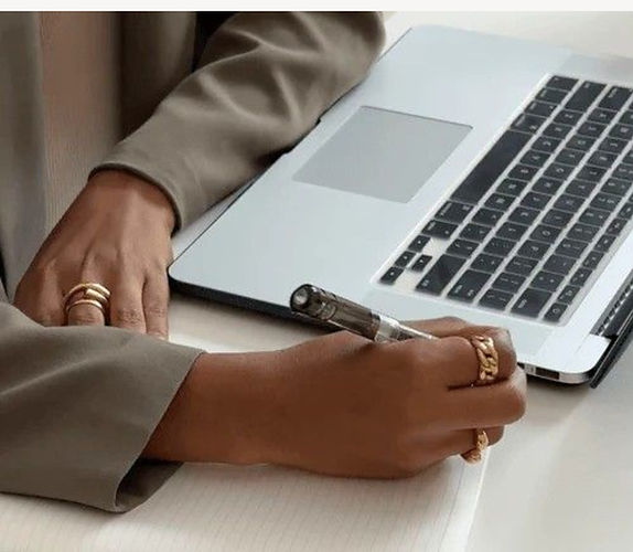 sesiones de mentoría_edited.jpg