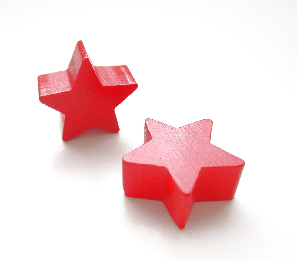 perle étoile en bois rouge pour attache tétine