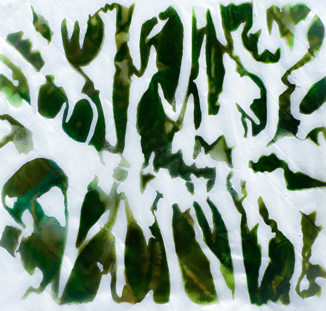 LACS II, techniques mixtes sur papier, 150x150 cm. Encadré sous plexiglass, 160x160 cm.