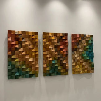 Decoração de parede exclusiva feita à mão em MADEIRA TECA.