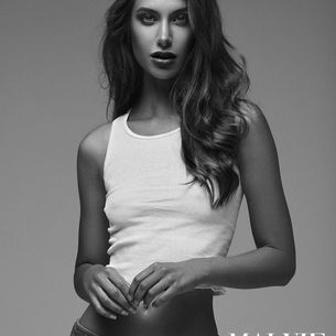 Baby Tee: Our Favorite Tiny Tops Are Oficially Back