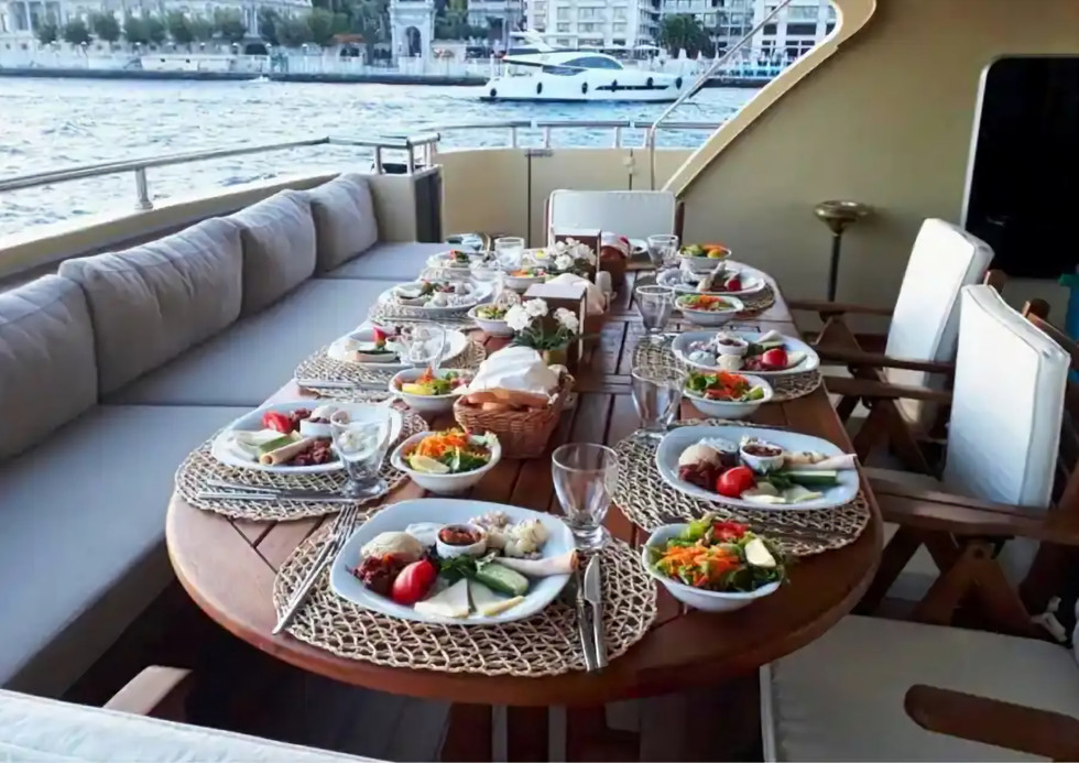 Дівич-вечір в Анталії