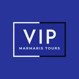 Логотип VIP MARMARIS TOURS с белым и черным контуром рамки.