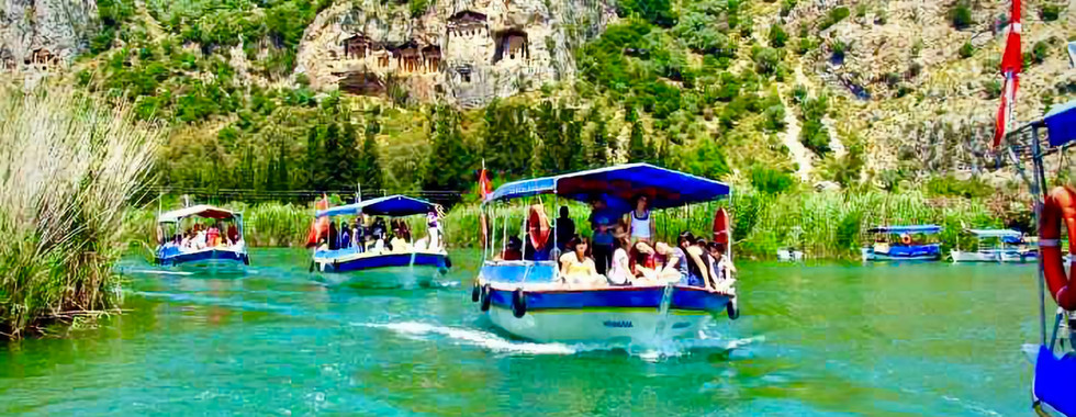 Скельні гробниці, Дальян, Каунос