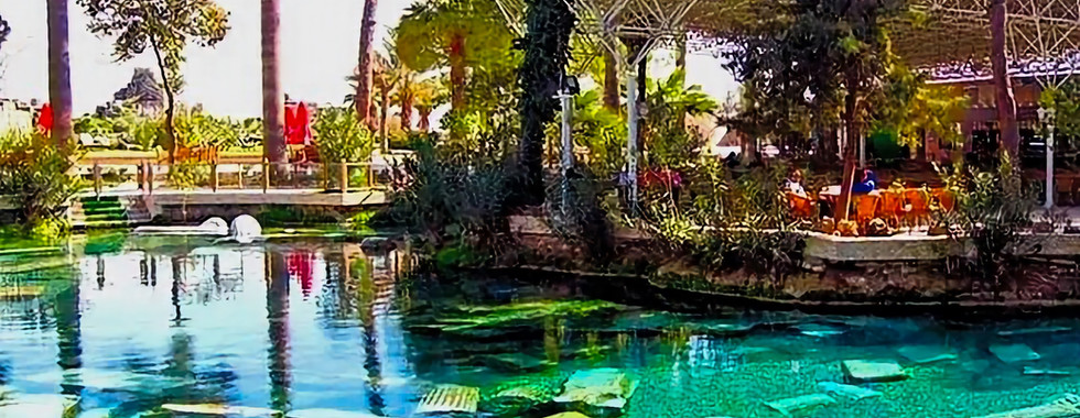 Басейнът на Клеопатра в Памуккале