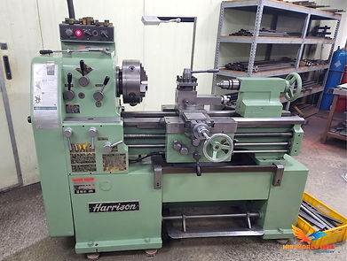 (Universal Lathe)HL-580_edited.jpg