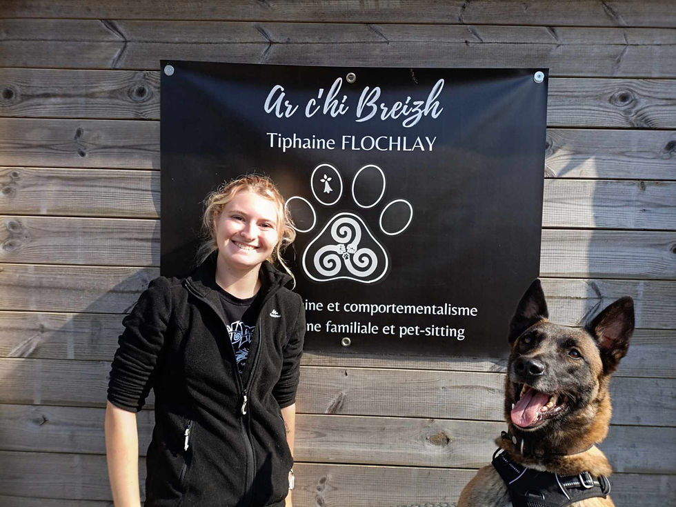 Tiphaine FLOCHLAY éducatrice canin
