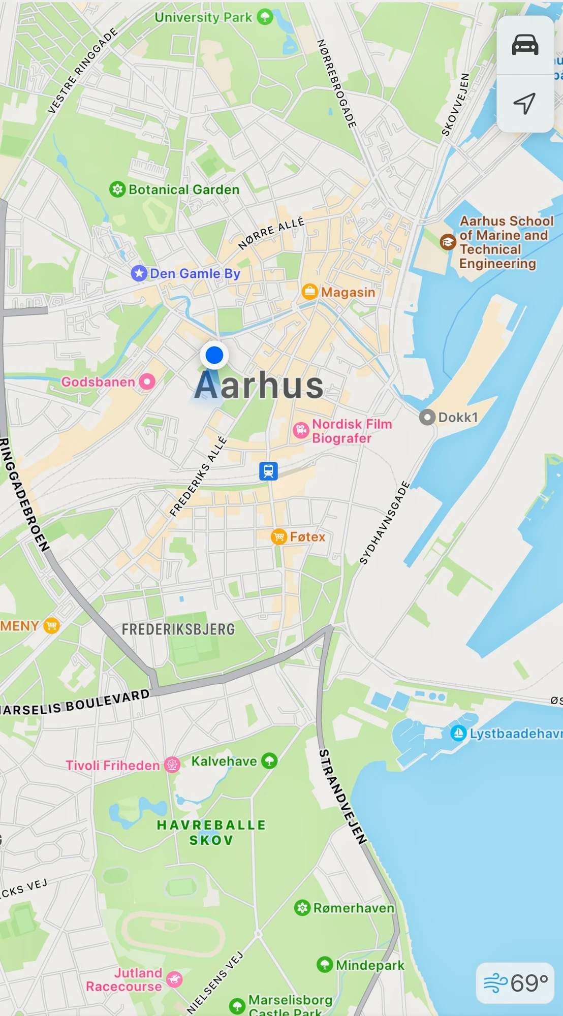 Map of Aarhus, Denmark showing popular landmarks and parks.