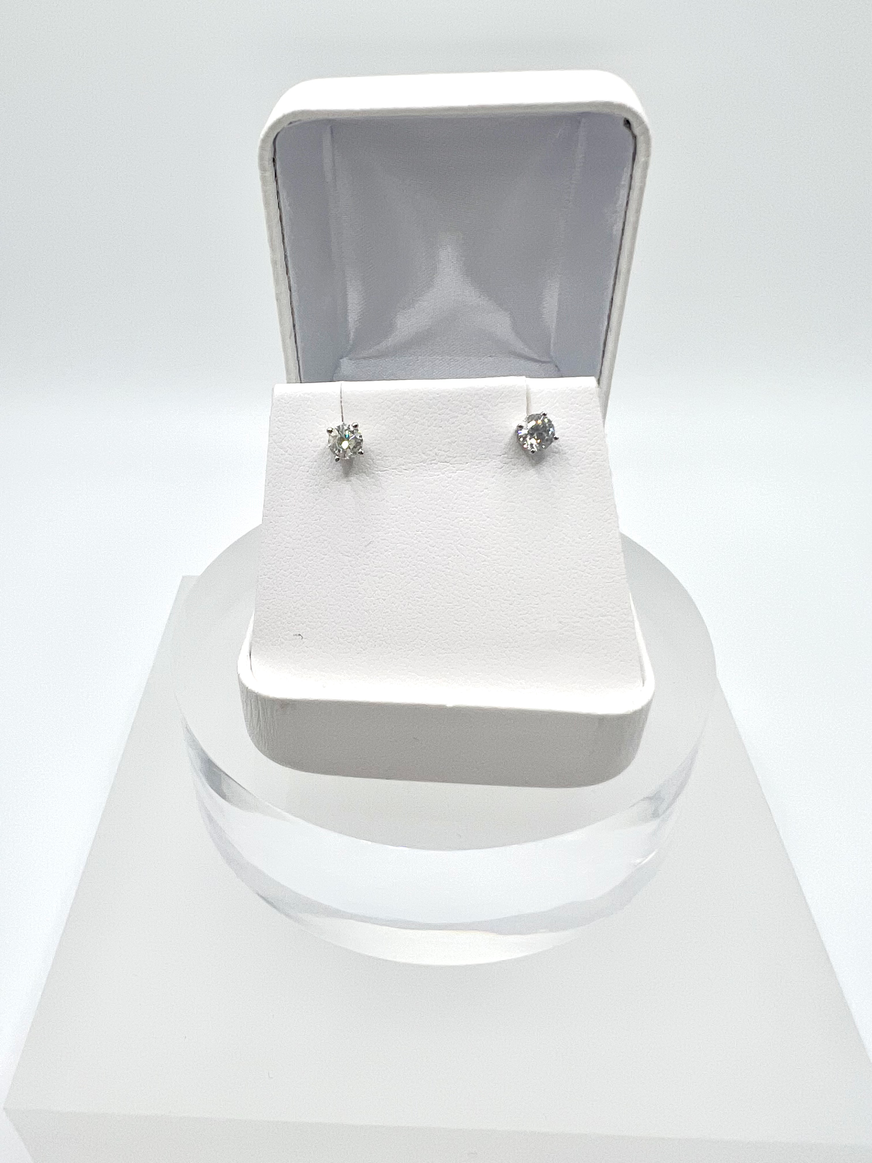.50 carat Diamond Stud Earrings