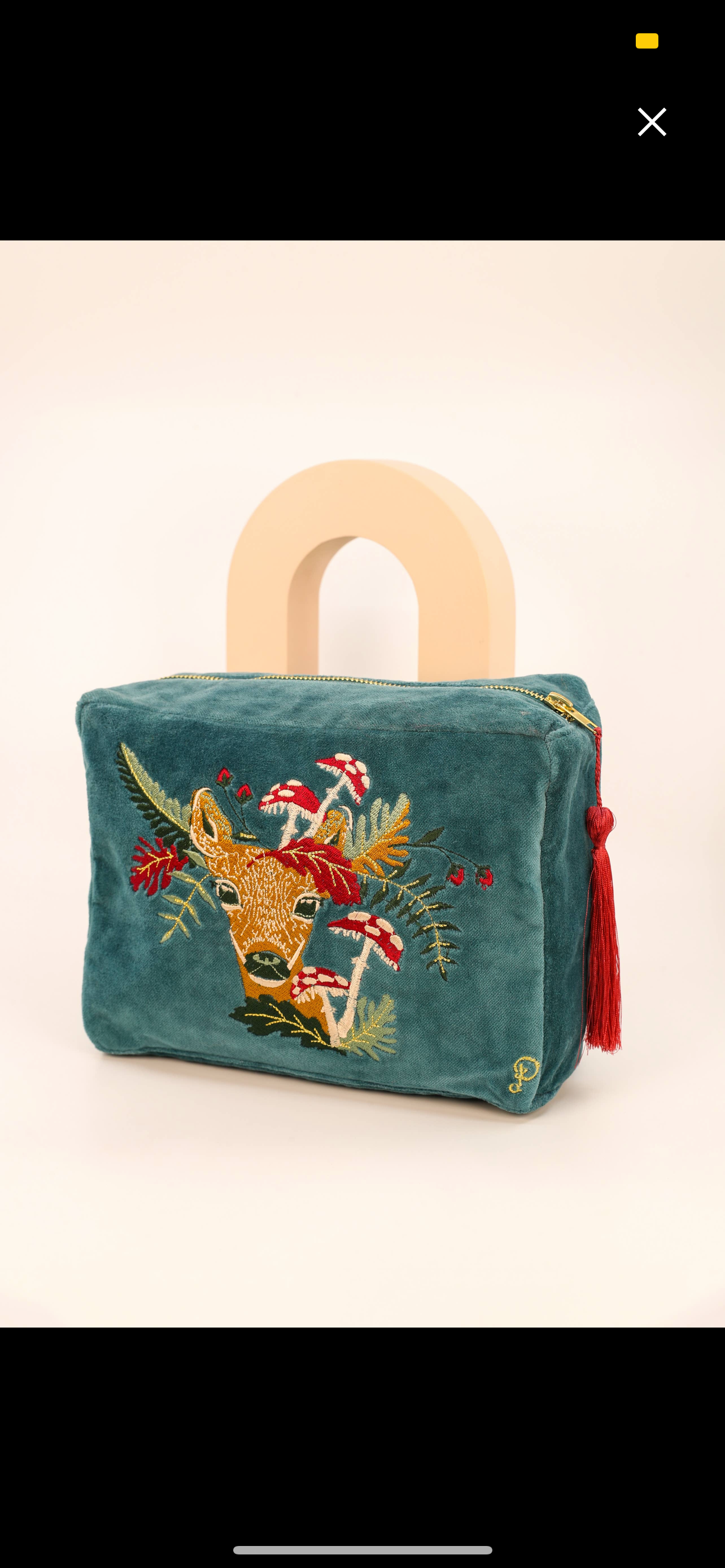 Doe With Toadstools Velvet Wash Bag