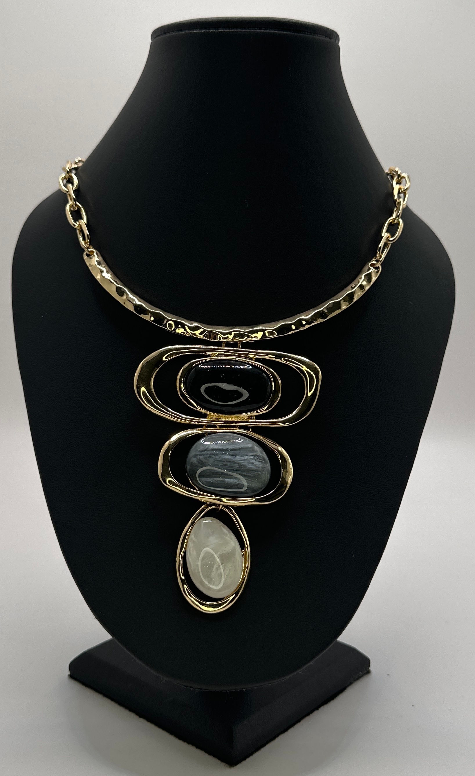 Collar