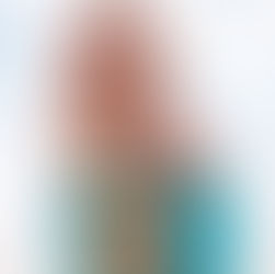 いちごソースが華やかなスイートいちごソフト。