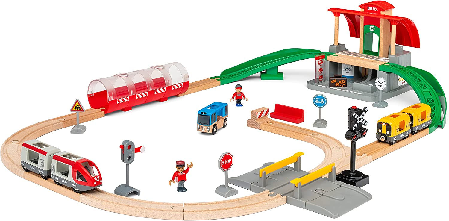 Brio Train Set 33989 - Central Station Set