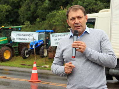 “Quando o produtor rural quebra, a cidade para”, diz deputado Paparico Bacchi