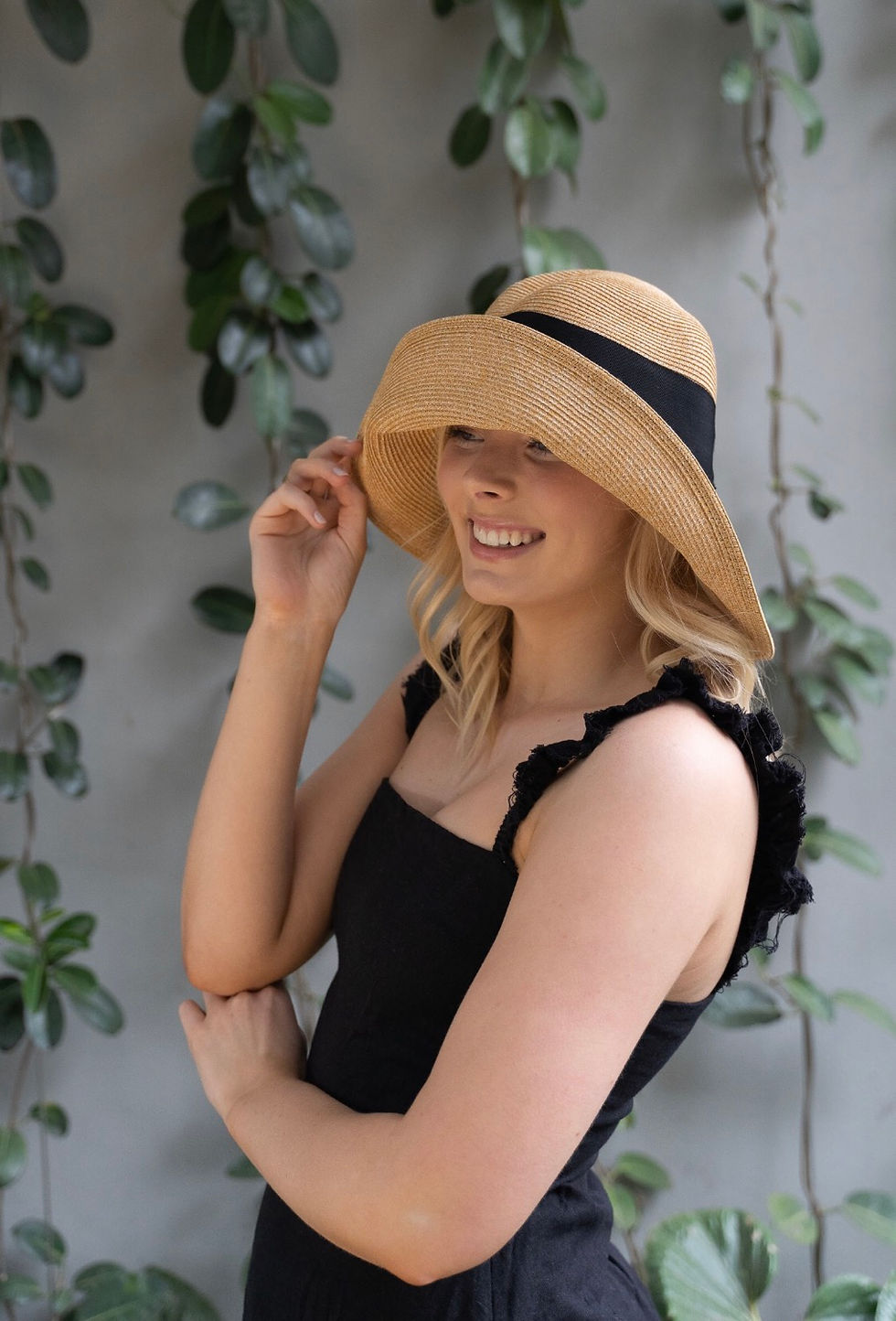 straw bucket