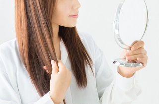 ヘナを美容室で取り入れるメリットとは？