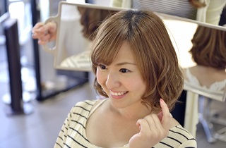 お客様がヘアサロンを選ぶ基準とは？性別・年代によっても基準は変わる