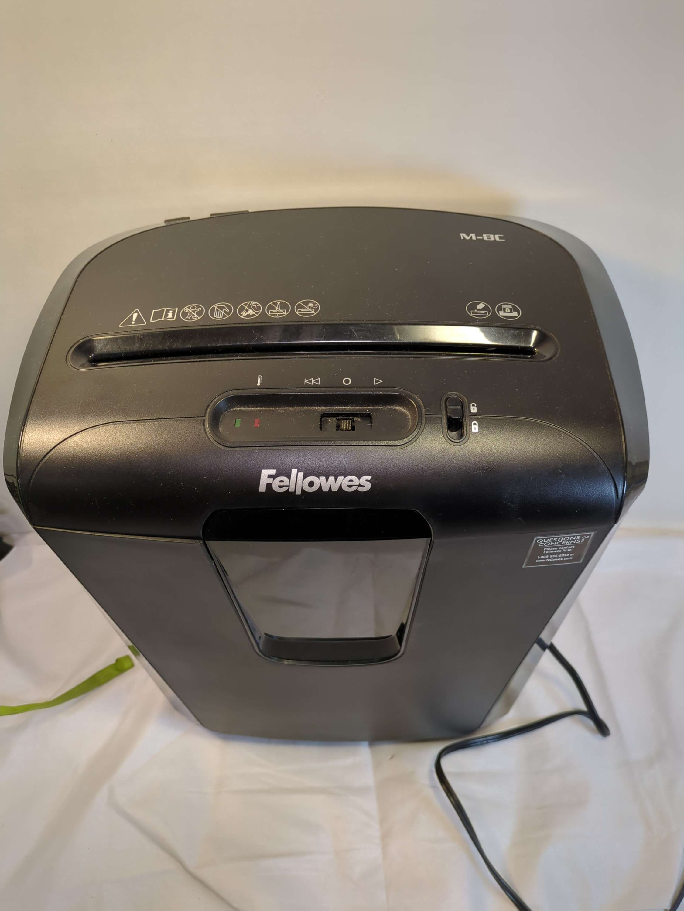 Shredder, Fellowes Powershred M-8C Cross Cut