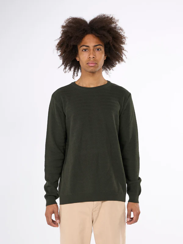 Zig-zag_badge_knit_o-neck-Knits-1080012-1090_Forrest_Night_600x.webp