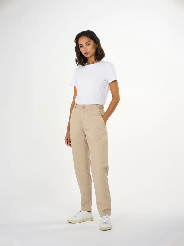 WILLOW_regular_cropped_poplin_chino-Pants-700001-1228_Light_feather_gray-1_600x.webp