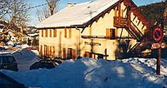 chalet-1t.jpg